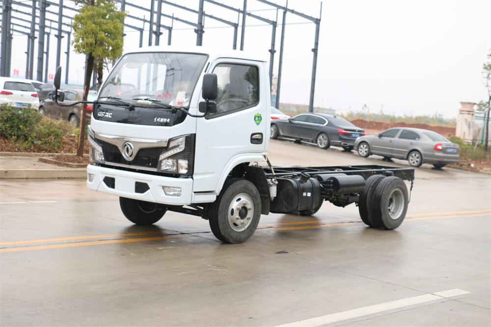 東風小福瑞卡（3308，錫柴110）國六  內飾照片圖